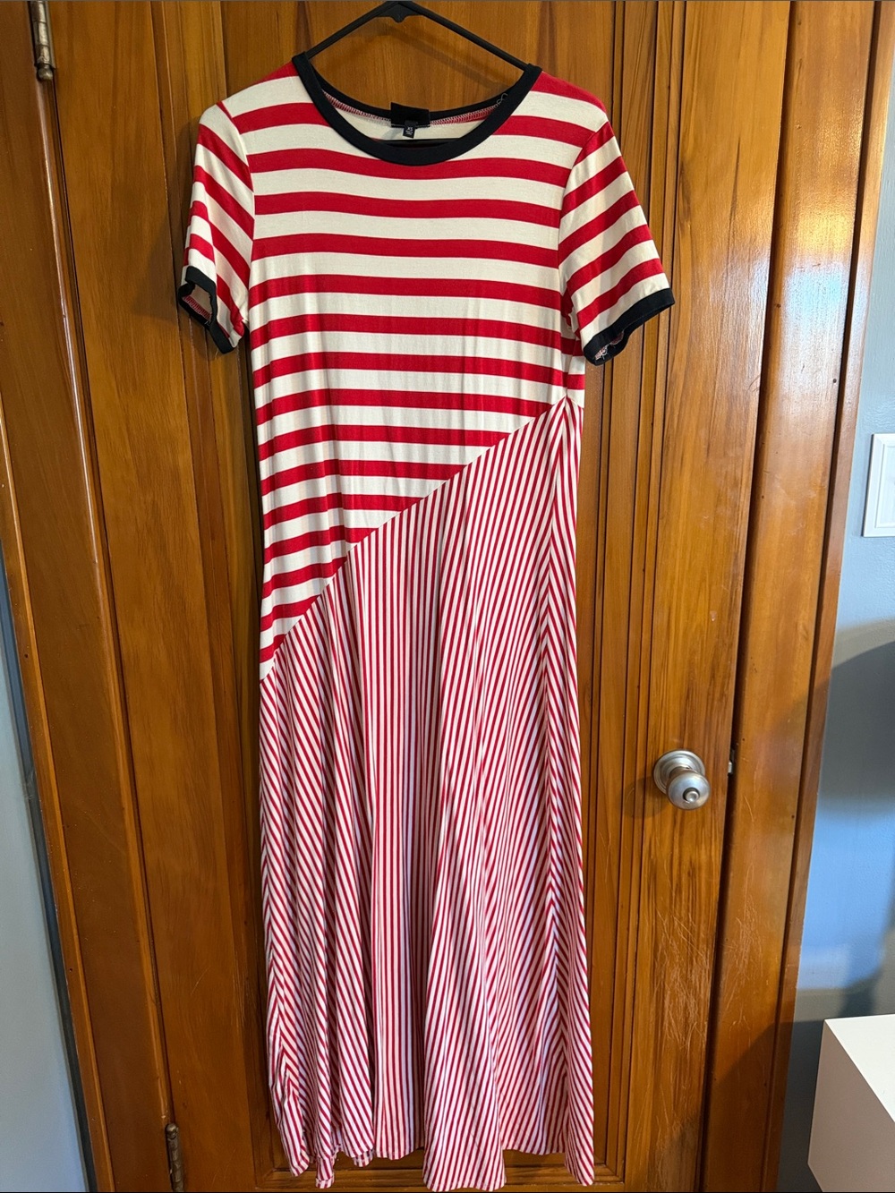 Who What Wear Red & White Striped Maxi Dress with Black Trim